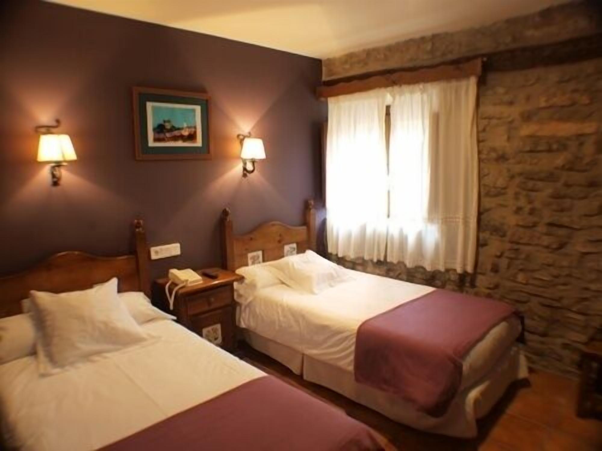 Hotel La Vega Alcalá de la Selva Eksteriør billede